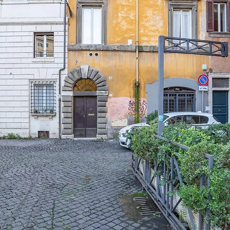 Delightful Apartment-rome Center Apartment