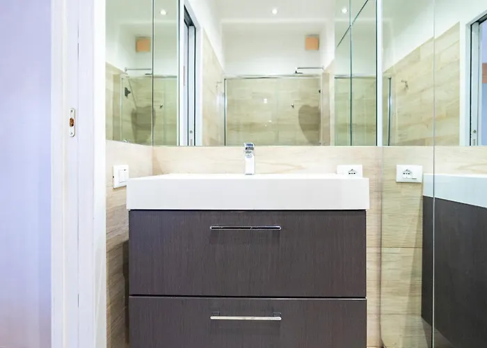 Delightful Apartment-rome Center Apartment