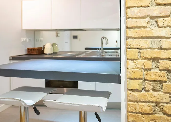 Delightful Apartment-rome Center Apartment *